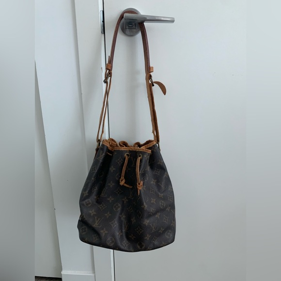 Authentic Louis Vuitton bag handbag shopper tote leather monogram brown tan LV - Picture 3 of 16